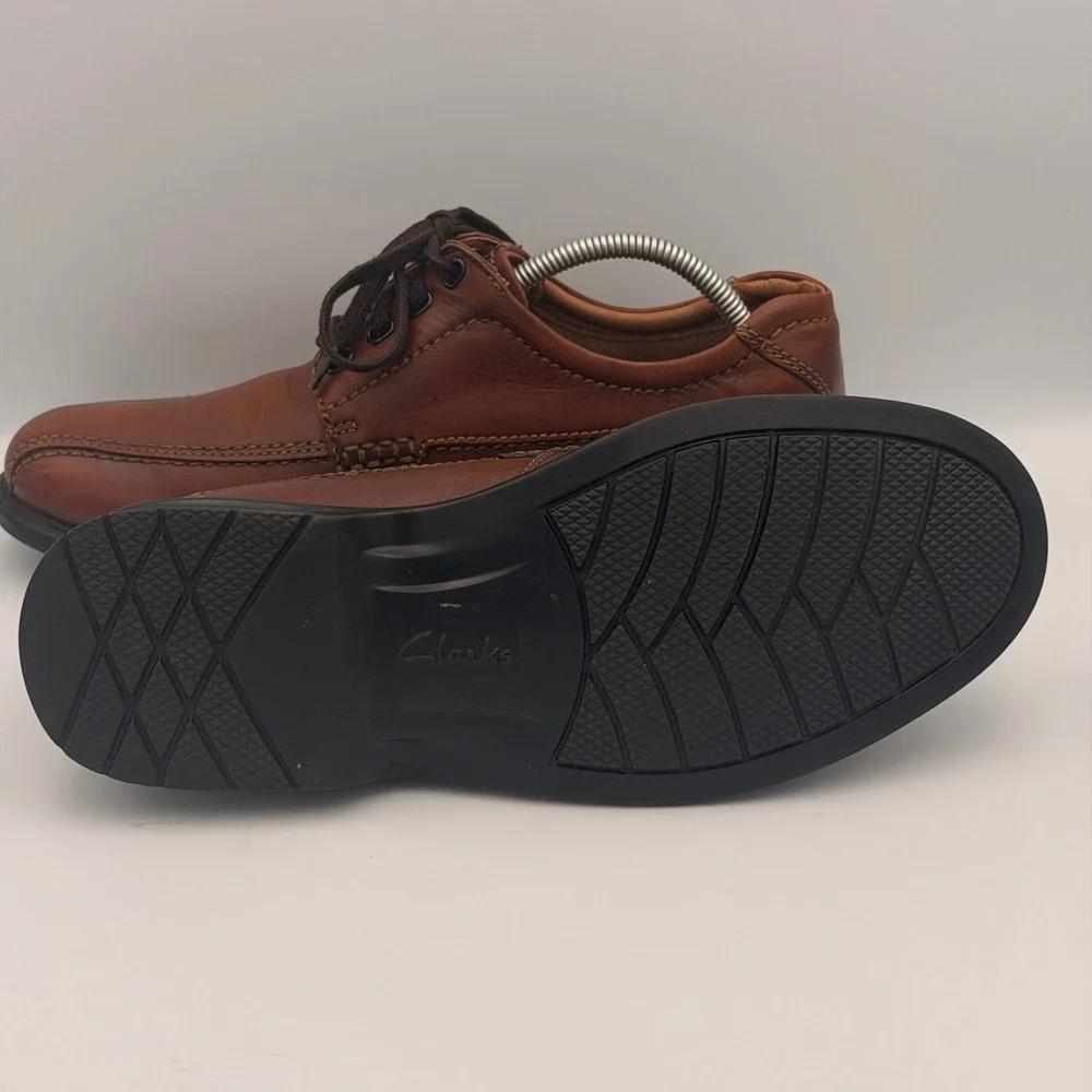 Clarks Colson Over Oxford Bicycle Toe Leather Brown Size 8 M
